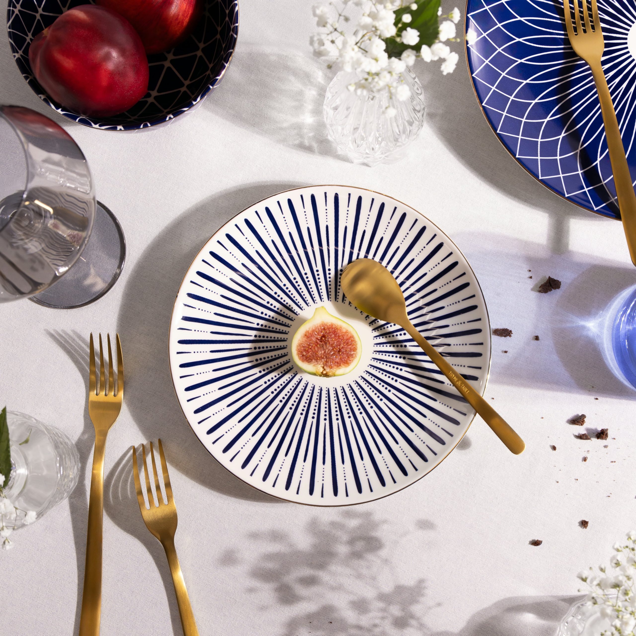 Blue and White Calypso Collection, 12-Piece Stoneware Dinnerware Set - Image 3